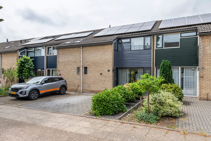 Tollenhof 23 in Kesteren