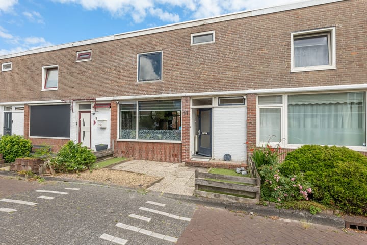 Photo of property Tollensstraat 11, Hoogezand