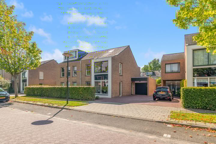 Toon Hermanslaan 14 in Beverwijk