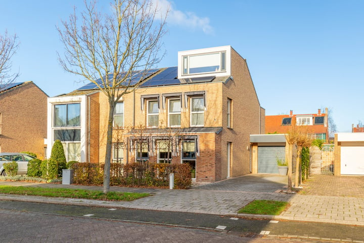 Toon Hermanslaan 31 in Beverwijk