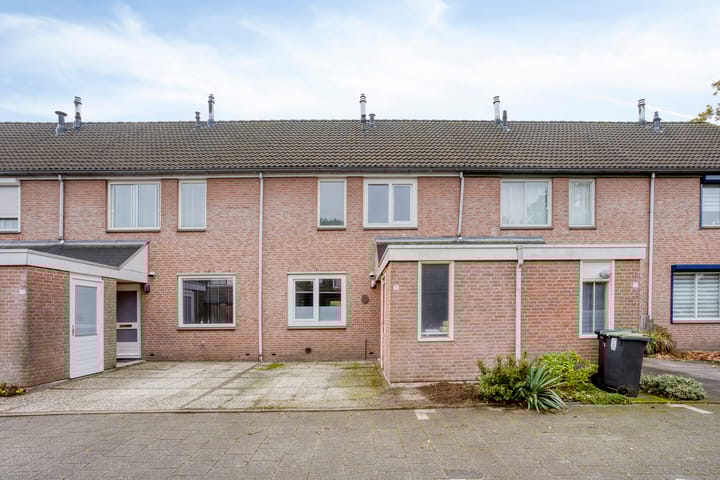 Topaas 5 in Oss