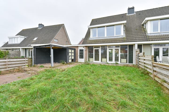 Topaasdreef 15 in Emmen