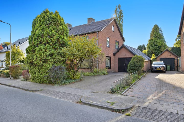 Torenlaan 12 in Heelsum