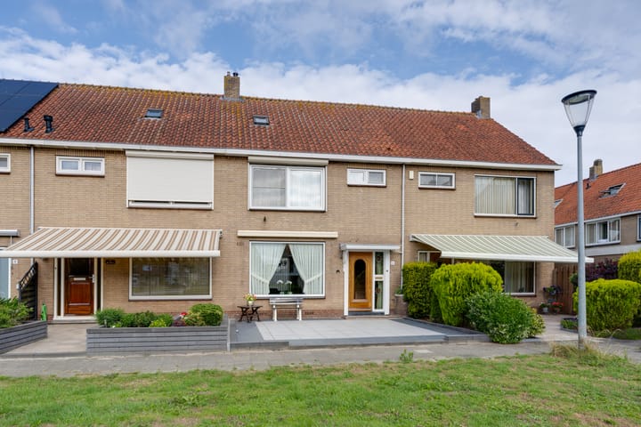 Torenvalkstraat 6 in Volendam foto