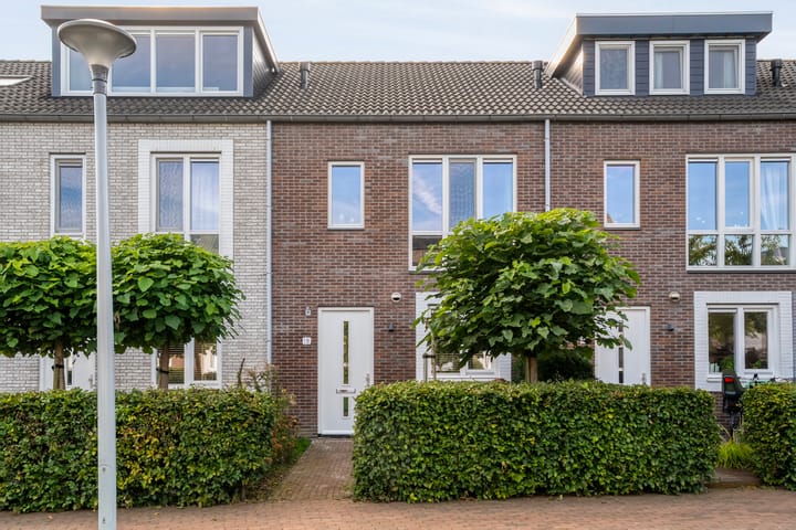 Toutenburgstraat 18, Zwolle Photo of property Toutenburgstraat 18, Zwolle