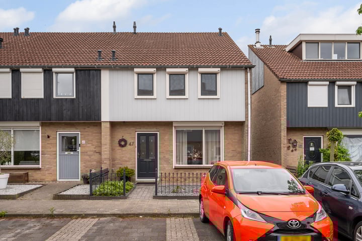 Touwslagersdreef 47 in Tholen