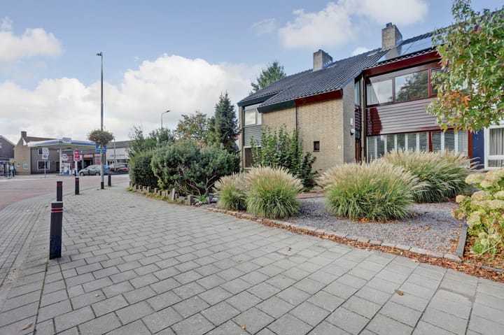 Trambaan 3 in Strijen