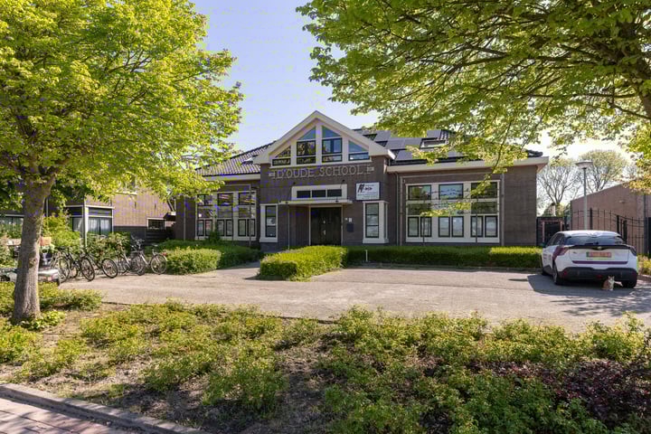 Tripkouw 42 in Midwoud