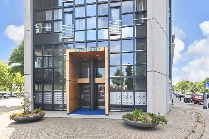 Photo of property Troelstrakade 23A, 's-Gravenhage