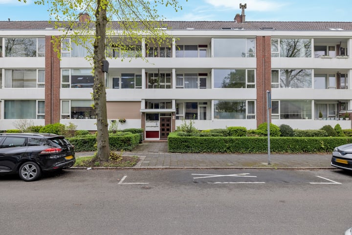 Troelstralaan 5 in Groningen