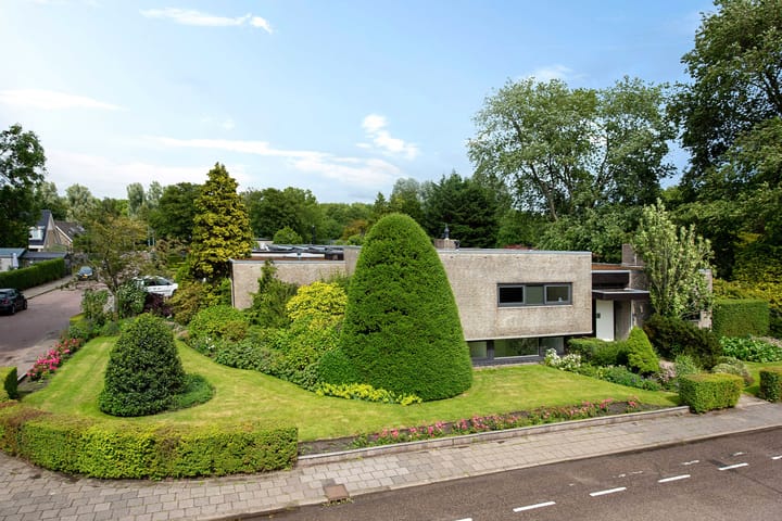 Troelstralaan 51 in Zwanenburg