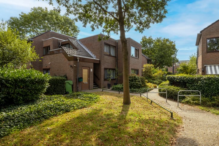 Troelstraplein 11 in Leiden Foto