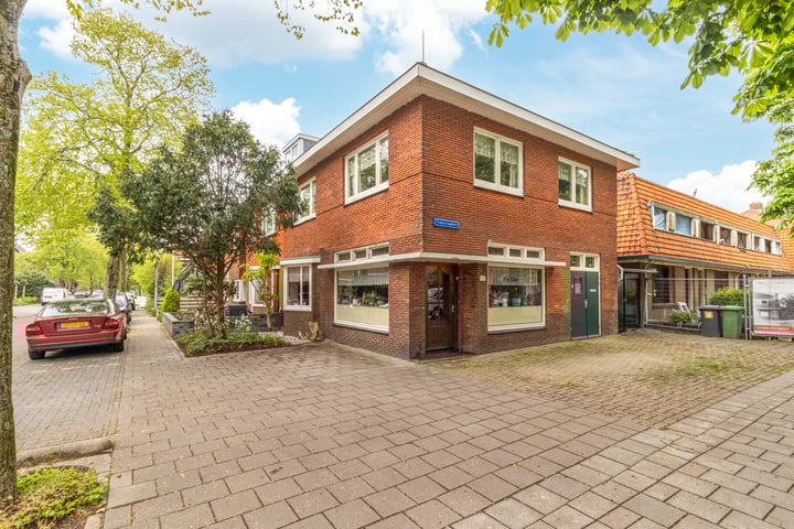 Troelstraplein 37 in Koog aan de Zaan