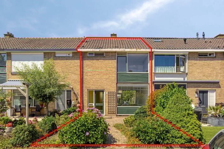 Troelstrastraat 16 in Alblasserdam