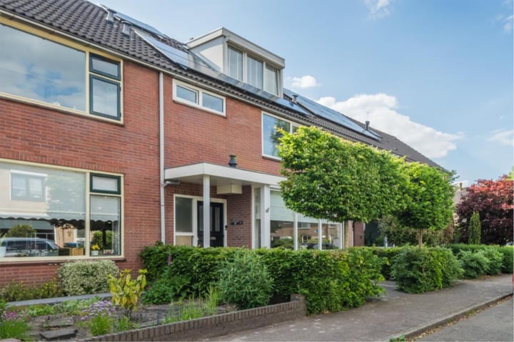 Troelstrastraat 57 in Nunspeet
