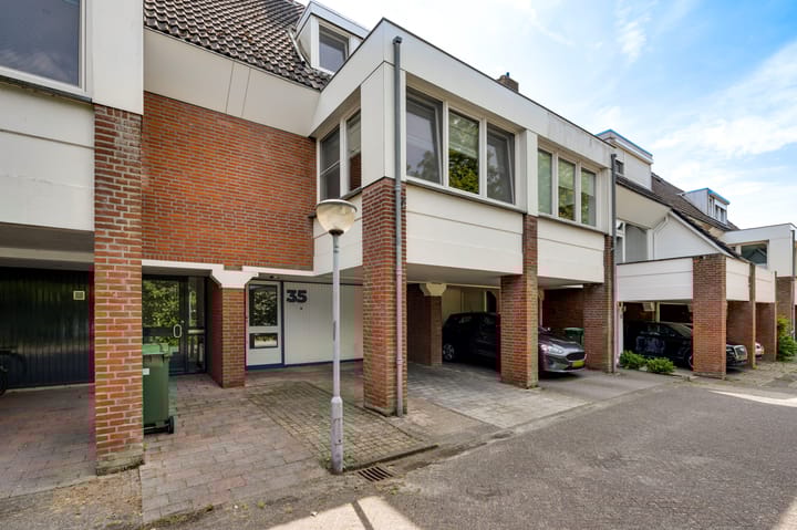 Tromplaan 35 in Weert