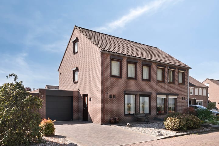 Trompstraat 35 in Kloosterzande
