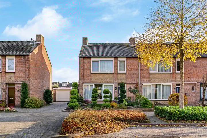 Trompstraat 42 in Veghel
