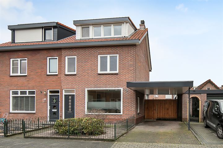 Trompstraat 7 in Bunschoten-Spakenburg