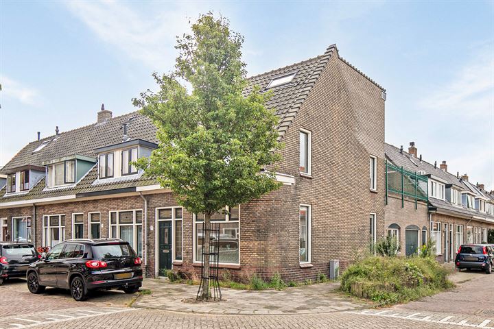 Trompstraat 77 in Leiden