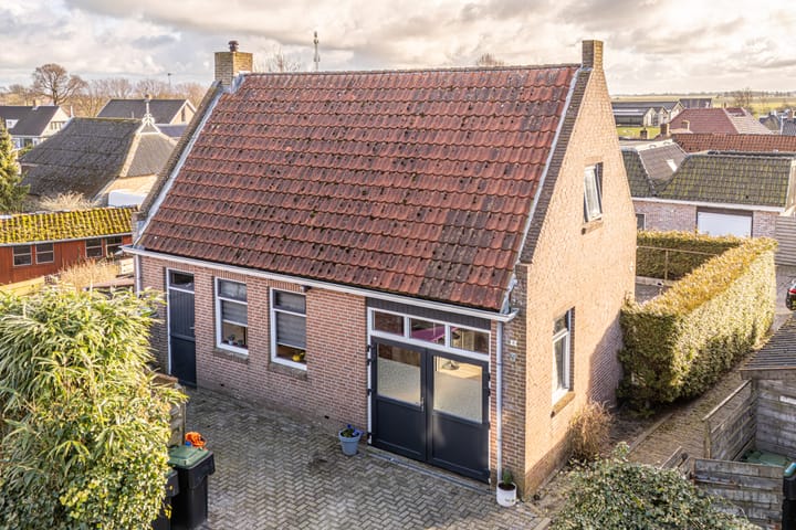 Photo of property Tsjerkestrjitte 6A, Eanjum