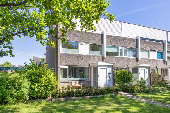 Photo of property Tsjibbe Geertswei 30, Leeuwarden