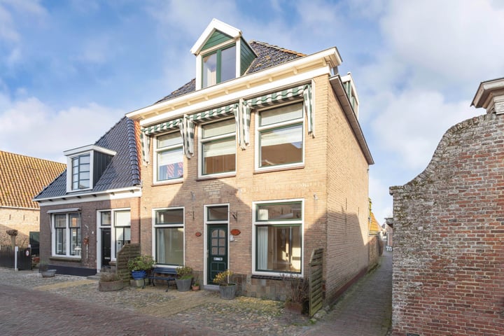 Photo of property Tuinen 15, Hindeloopen