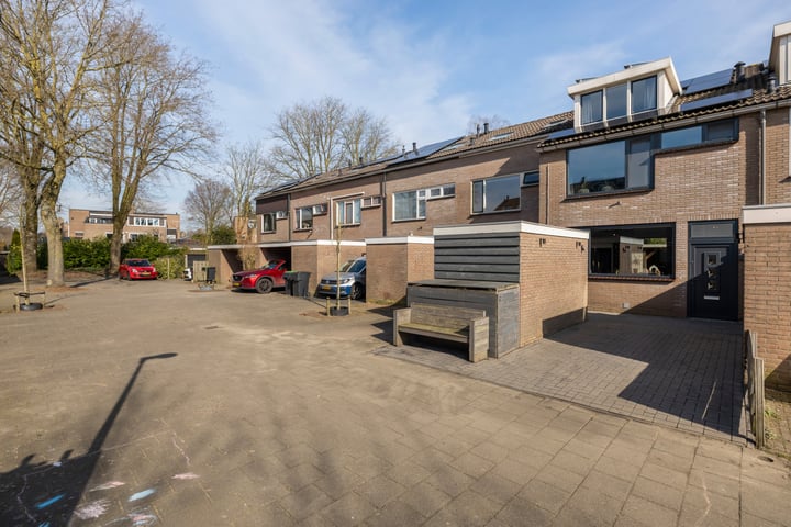 Tuinfluiterstraat 6 in Ermelo