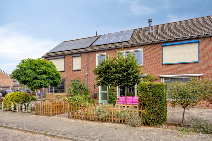 Tuinlaan 64 in Bemmel