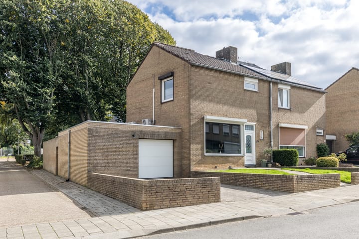 Photo of property Tuinstraat 14, Heerlen
