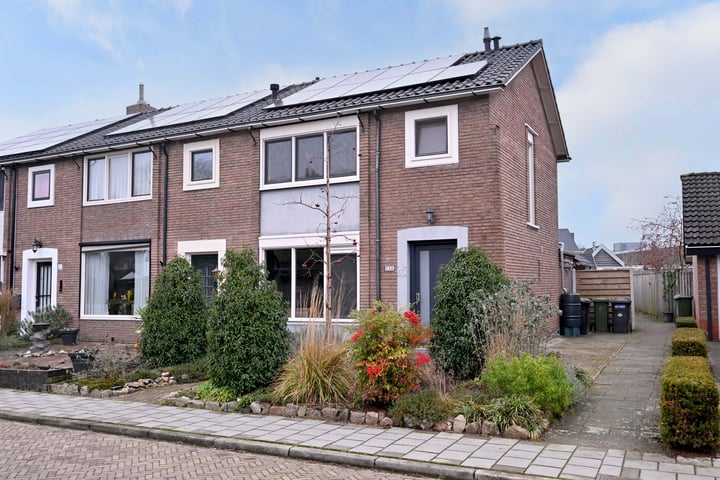 Photo of property Tuinstraat 48, Brummen