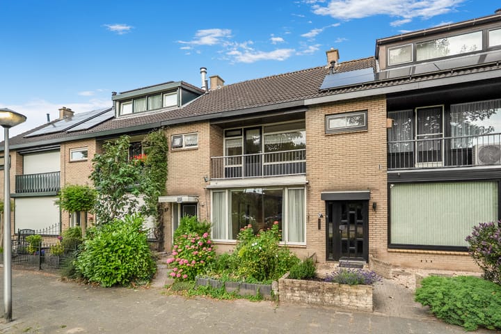 Photo of property Tuinweg 27, Zuid-Beijerland