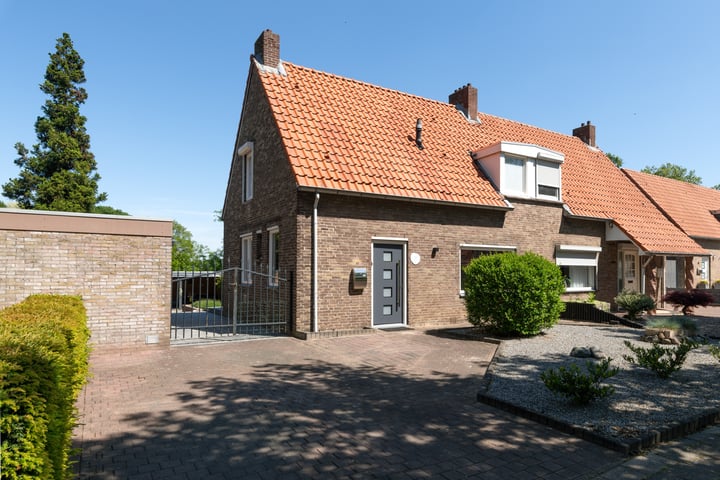 Photo of property Tulpenlaan 72, Geleen