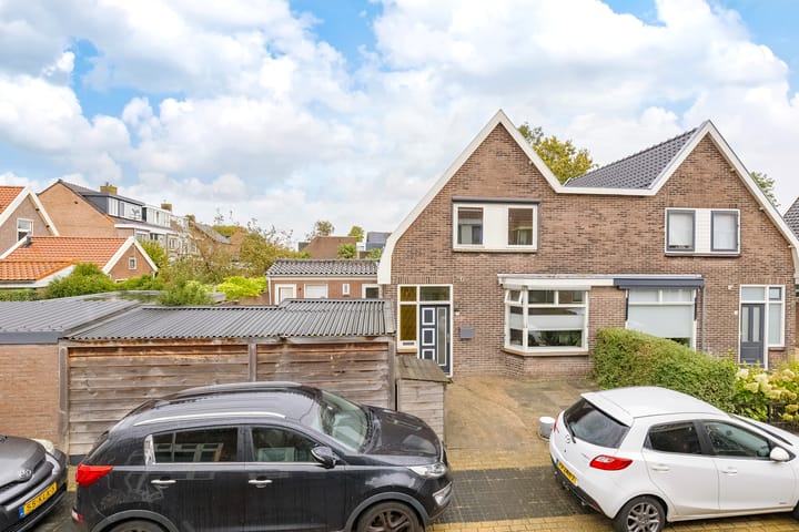Tulpstraat 12 in Uitgeest Foto