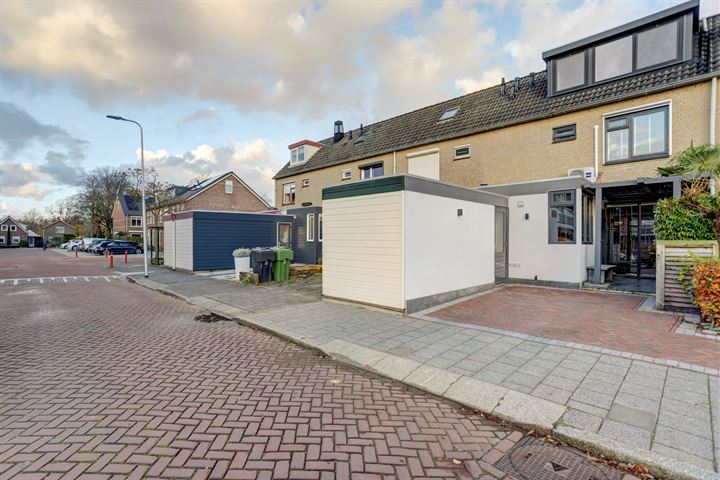 Tulpstraat 13 in 's-Gravendeel