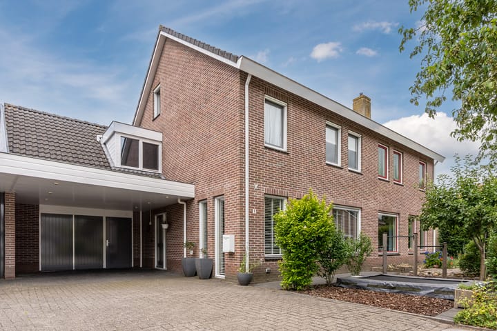 Photo of property Turfslag 11, Nieuwleusen