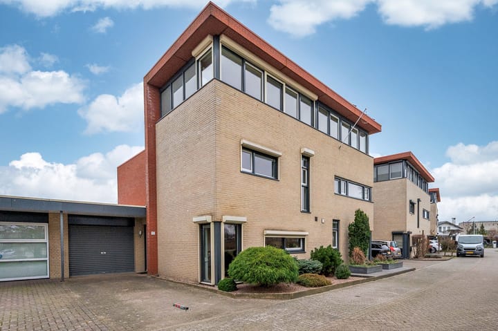 Turkoois 12 in Venlo foto