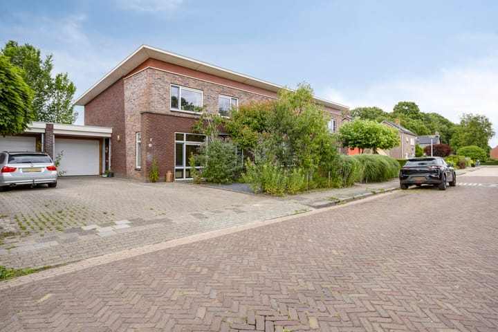 Tussen de Hoven 15 in Oosterwolde