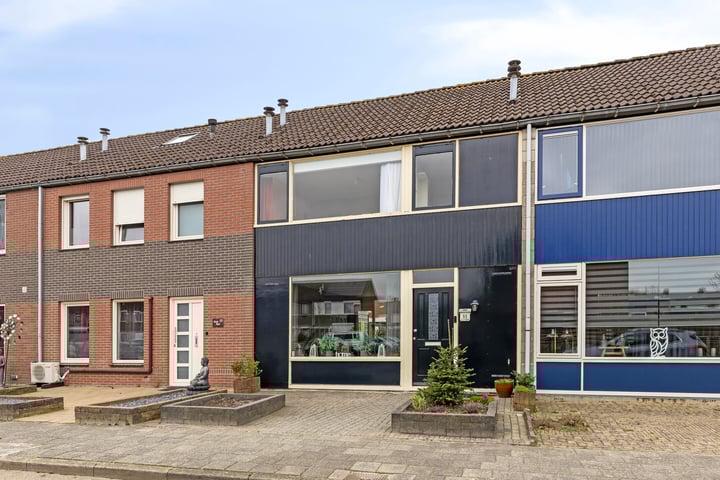 Twijnstop 55 in Emmer-Compascuum