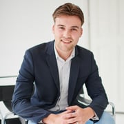 Foto van Tycho Dijkstra, NVM Assistent-makelaar bij Hoekstra en Van Eck Amsterdam West