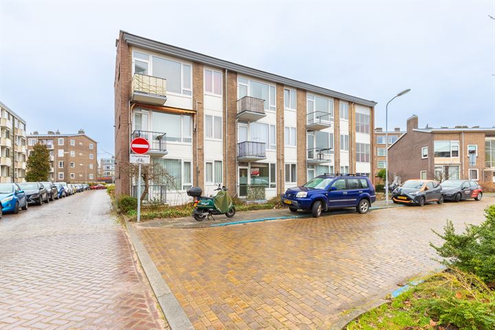 Uhlenbeckstraat 5 in Voorburg