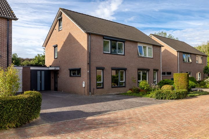 Uijlenbroeklaan 28 in Doetinchem