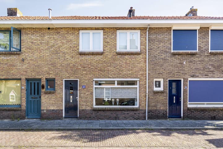 Uitenhage de Miststraat 48 in Kampen