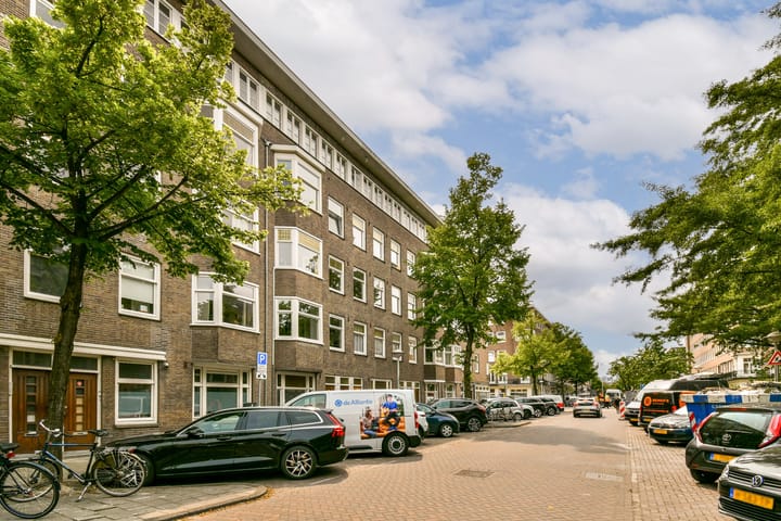 Uiterwaardenstraat 71-1 in Amsterdam