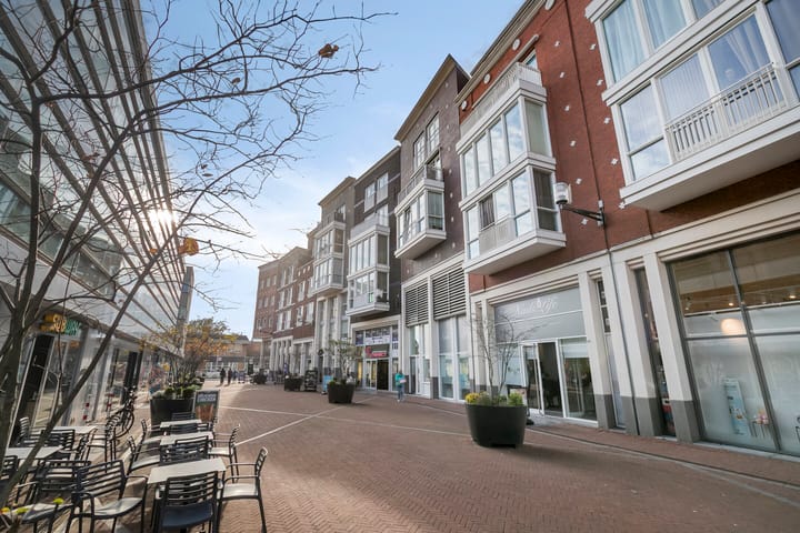 Photo of property Uitstraat 41, Spijkenisse