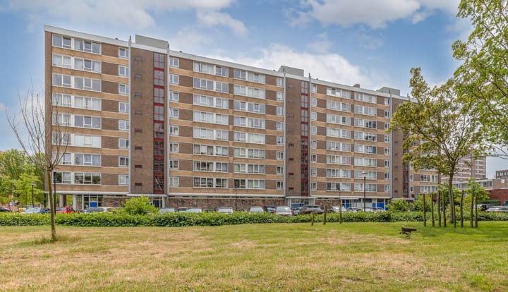 Uiverhof 84 in Beverwijk