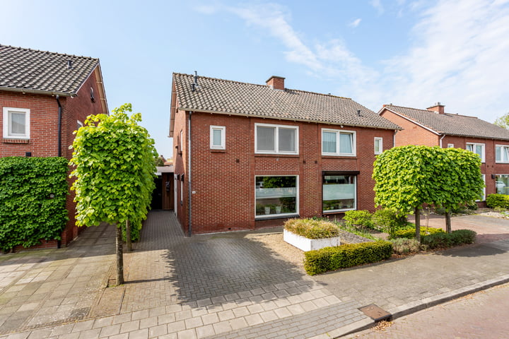 Foto von Haus Uiverstraat 14, Oldenzaal