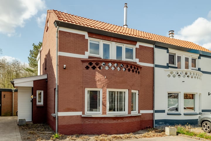Photo of property Ulvenhoutselaan 54, Breda