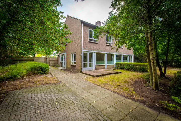 Universumlaan 9 in Huis ter Heide foto