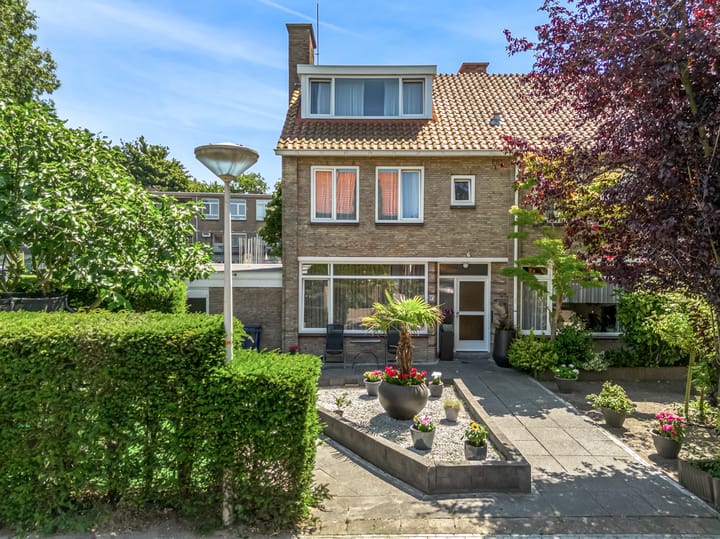 Ursulaland 193 in 's-Gravenhage foto